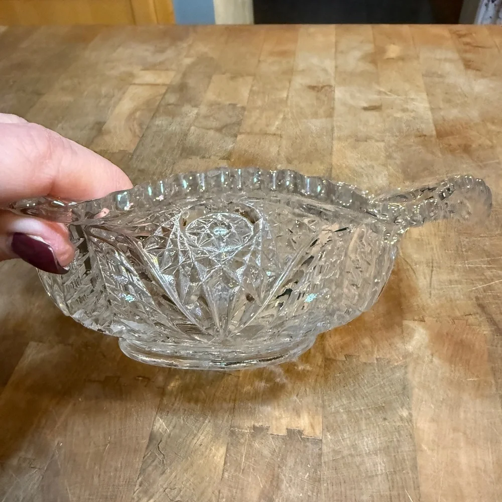 MCM Vintage Intricate Clear Glass Fruit Bowl Serving Dish